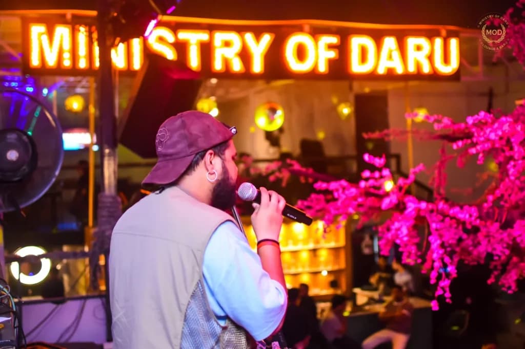 Top 12 Best Restaurants in Noida with Live Bands